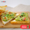 Pan Tostado con Guacamole y  Eneldo